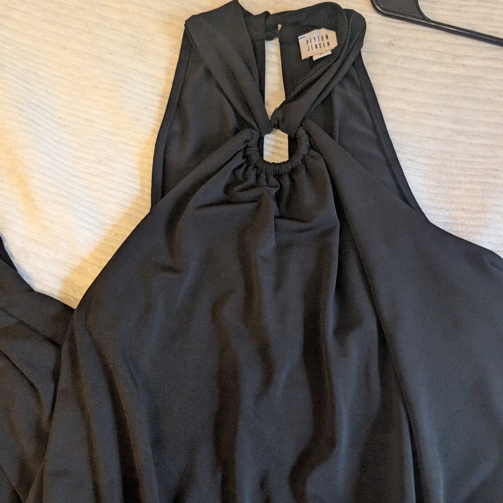 Black Sleeveless Halter Top
